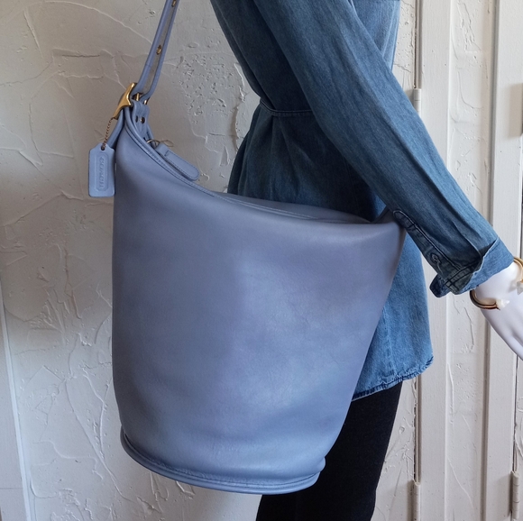 Coach #9085 "Duffle Sac" in Rare Periwinkle Leather, Made in the USA 1997. - Picture 3 of 12